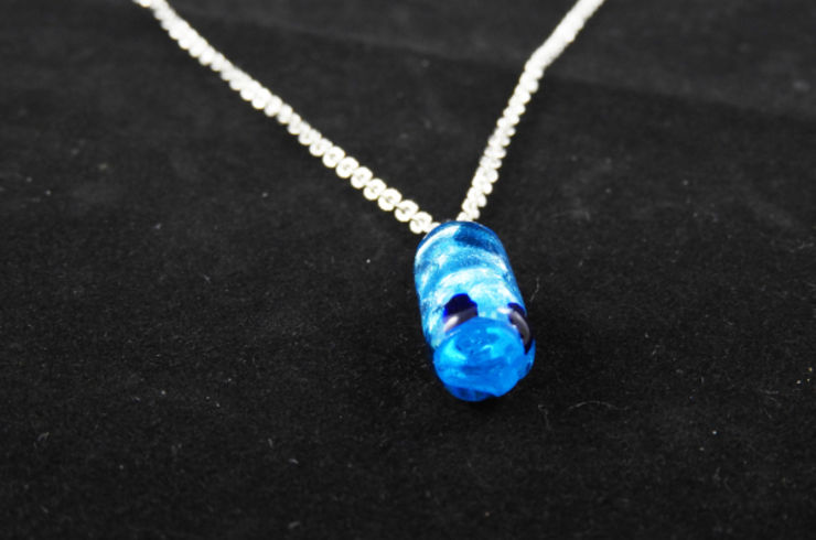 ホタルガラス-ネックレス（ブルー）